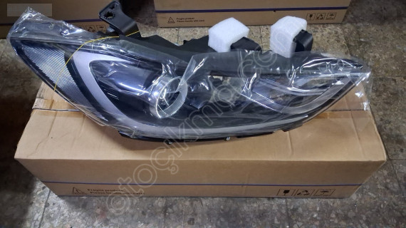 HYUNDAİ ELANTRA SAĞ FAR ORİJİNAL SIFIR 2017