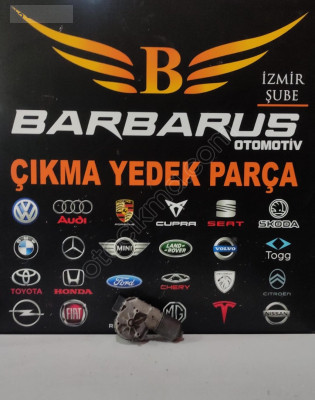 VOLKSWAGEN TOUAREG ÖN SİLECEK MOTORU 7L6955119