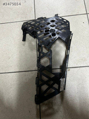 Tampon Destek Braketi Ön Sağ Vw Passat B8 3G0807178