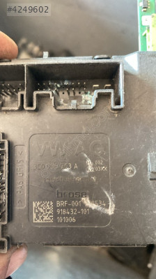 VW GOLF ÖN CAM MOTORU 3C0959793A OTO FEDAİ