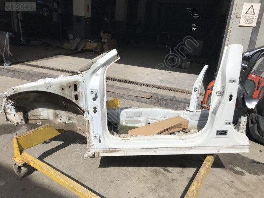 VOLKSWAGEN PASSAT 2015 2024 SOL ÖN DİREK VE  MARŞPİYEL 3G0810135