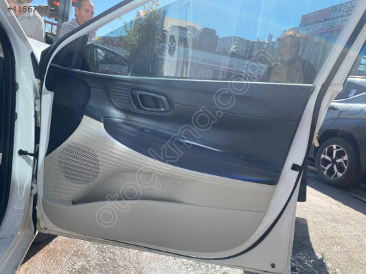 2024 Hyundai İ20 Sağ Ön Kapı Döşemesi