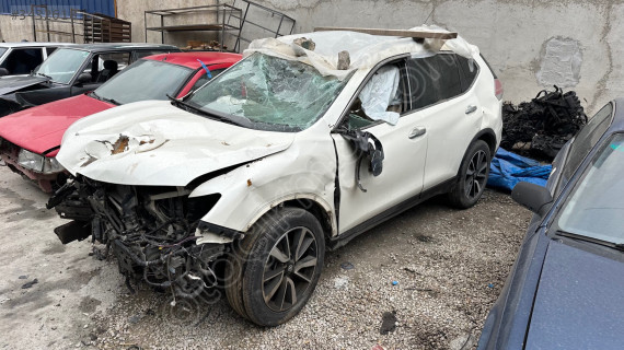 NİSSAN x-trail motor kaput sol-sağ kapı yedek parça