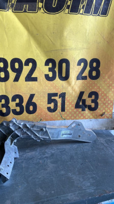 Mercedes w213 ön panel üst bağlantı ayağı