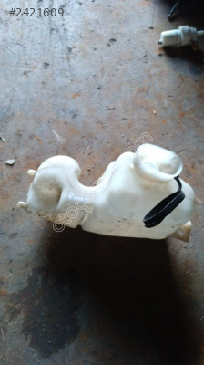 Renault kango cam suyu bidonu orjinal çıkma