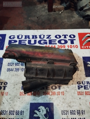 PEUGEOT 207 1.4 HAVA FİLTRE KUTUSU