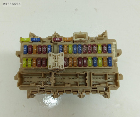 nissan x-trail t32 sigorta kutusu (son fiyat)