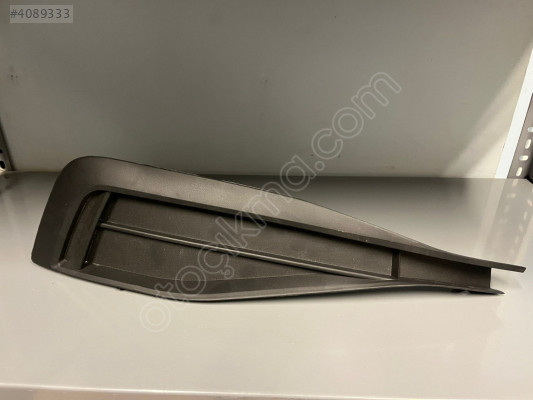 PASSAT B8.5 SAĞ SİS ÇERÇEVESİ KAPAĞI