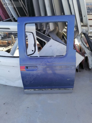 Skystar sağ arka kapı