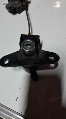 OPEL VECTRA B BAGAJ AÇMA BUTONU.OTO ERKAN ÜNYE