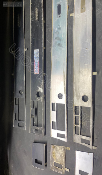 Renault 12 torpido göğüs çıtası