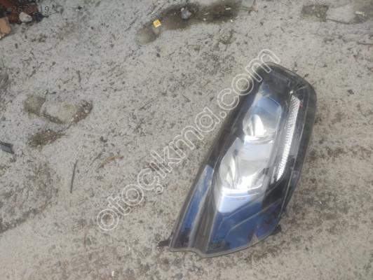 FORD TRANSİT SAĞ FAR ORJİNAL ÇIKMA