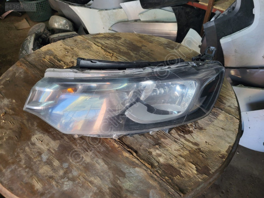 Citroën c elsey sol ön far