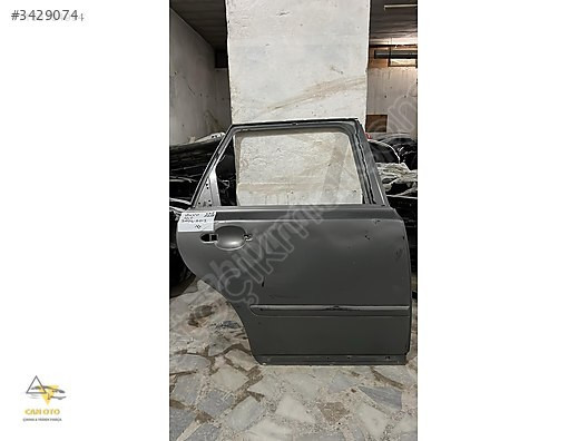 VOLVO S40 SAĞ ARKA KAPI 2004-2012
