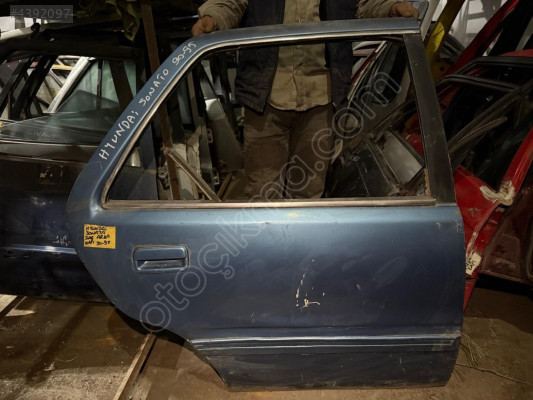 HYUNDAİ SONATA SAĞ ARKA KAPI DOLU ORJİNAL ÇIKMA TEMİZ