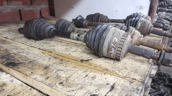 Opel combo c 1.7 sol akis