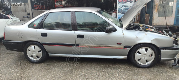 Opel Vectra A sağ kapılar