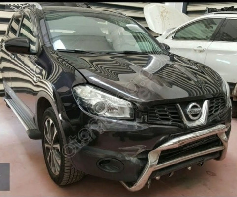 J10 Nissan Qashqai Kesme Tavan Parçası - Mil Oto Çıkma