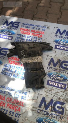 VOLVO V70 II SAĞ TAMPON BRAKETİ ORJ ÇIKMA 2007 08693182