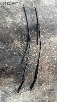 2010-2016 RENAULT FLUENCE ÖN CAM SİLECEKLER ORJ ÇIKMA