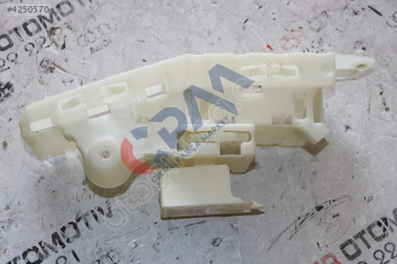 2017 2024 BMW 5 SERİSİ G30 G31 BRAKET ARKA SİGORTA KUTUSU