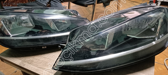 Volkswagen Golf 7.5 çıkma orjinal sağ sol far
