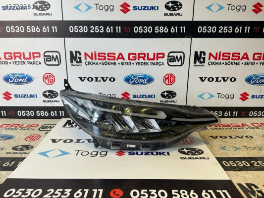 FORD CUSTOM YENİ KASA SAĞ FAR ORJİNAL ÇIKMA YEDEK PARÇA