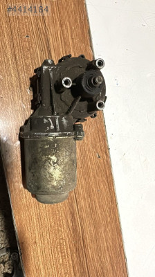 20052012 FORD CORNET ÖN CAM SİLECEK MOTORU ORJ ÇIKMA