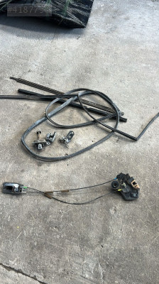 Toyota Avensis sağ arka kapı kolu fitil menteşe gergi set