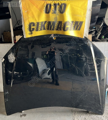 W204 Model Mercedes C Serisi Kaput Çıkma Parçası
