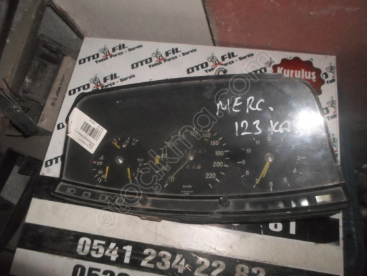 MERCEDES 123 KASA KİLOMETRE SAATİ
