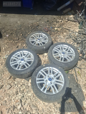 FORD TOURNEO COURİER 2016 ÇIKMA ORİJİNAL ÇELİK JANT LASTİK TAKIMI