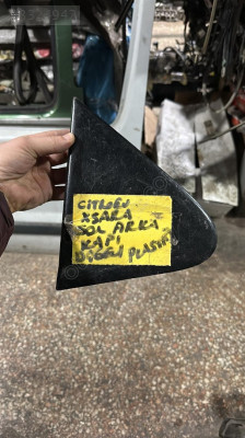 CİTROEN XSARA SOL ARKA KAPI ÜÇGEN PLASTİĞİ 96-01 MODEL,