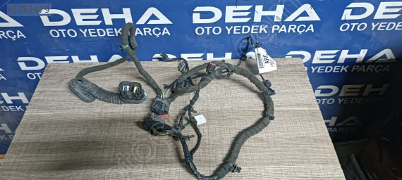FORD FOCUS 3 SAĞ ARKA KAPI TESİSATI DM5T-14K138