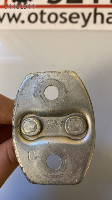 toyota yaris 2015 4 kapı uyumlu kapı kilit karşılığı