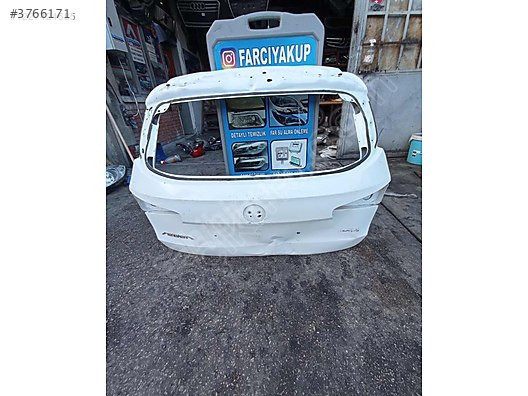 Fiat Egea Cross arka bagaj orijinal temiz
