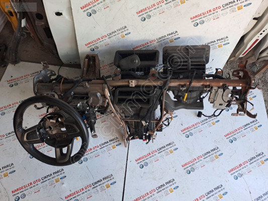 Fiat Egea kalorifer kutusu göğüs demiri