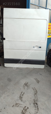 renault master III çıkma sağ sürgülü orta kapı az hasarlı