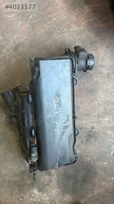 2008 Peugeot 207 hava filtre kutusu