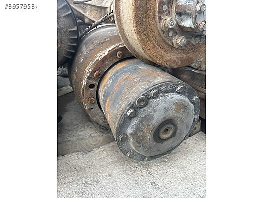 Mercedes MERCEDES ÇİFT ÇEKERDEN ÇIKMA ARKA DEFRANSİYEL