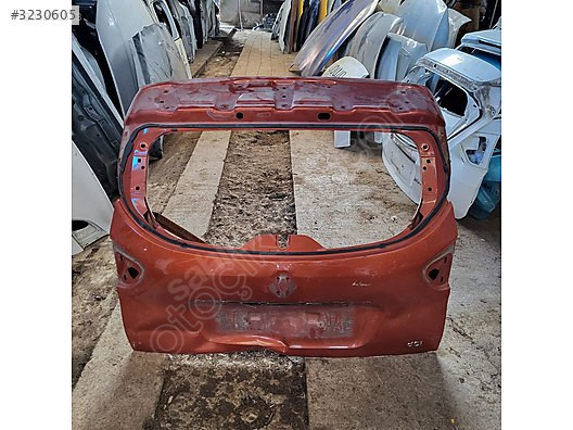 RENAULT CAPTUR BAGAJ KAPAGİ ORJİNAL ÇİLEK OTO ÇIKMA