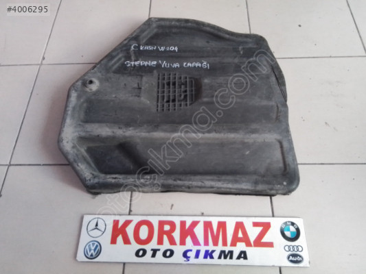 MERCEDES C KASA W204 STEPNE YUVA KAPAĞI