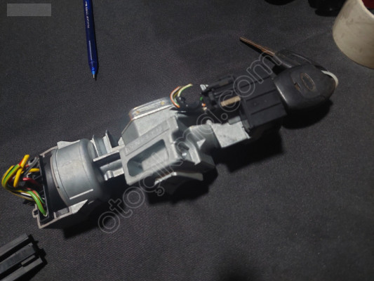 FORD FOCUS CMAX KONTAK YUVA SET