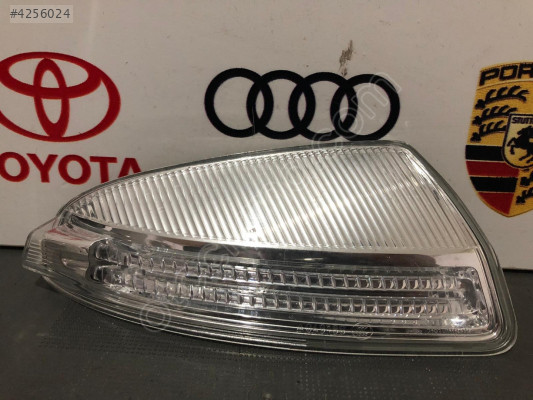 MERCEDES VİANO SAĞ AYNA SİNYALİ ORJİNAL