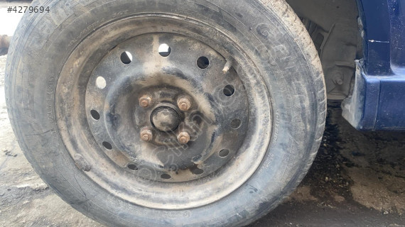 Daihatsu Sirion YRV Demir Jant Çıkma Orjinal