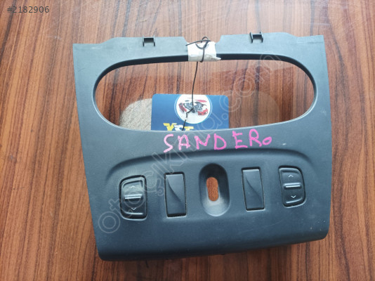 DACİA SANDERO TEYP ÇERÇEVESİ