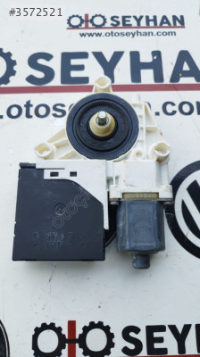 5K0959792 Golf 6 sağ ön kapı cam motoru