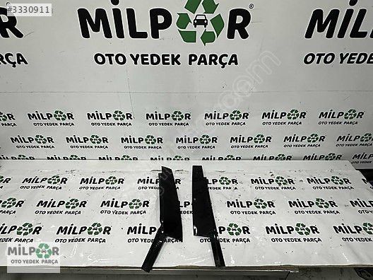 BMW 5 SERİ G30 17/23 SAĞ SOL ÖN KAPI DİREK BAKALİT 7390122-09