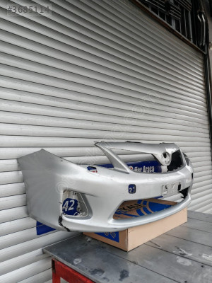 TOYOTA COROLLA 2010-2013 GRI ÖN TAMPON-DÜZCE ÇIKMA