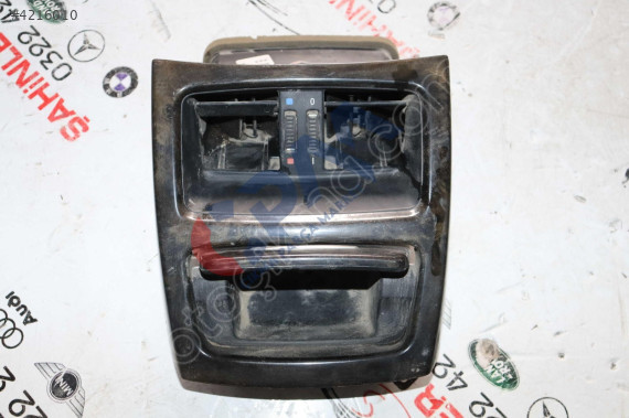 BMW 3 SERİSİ E92 E93 ARKA KALORİFER HAVALANDIRMA IZGARASI